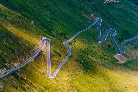 northern-italy-stelvio-pass-winding-road-2022-12-16-11-47-28-utc